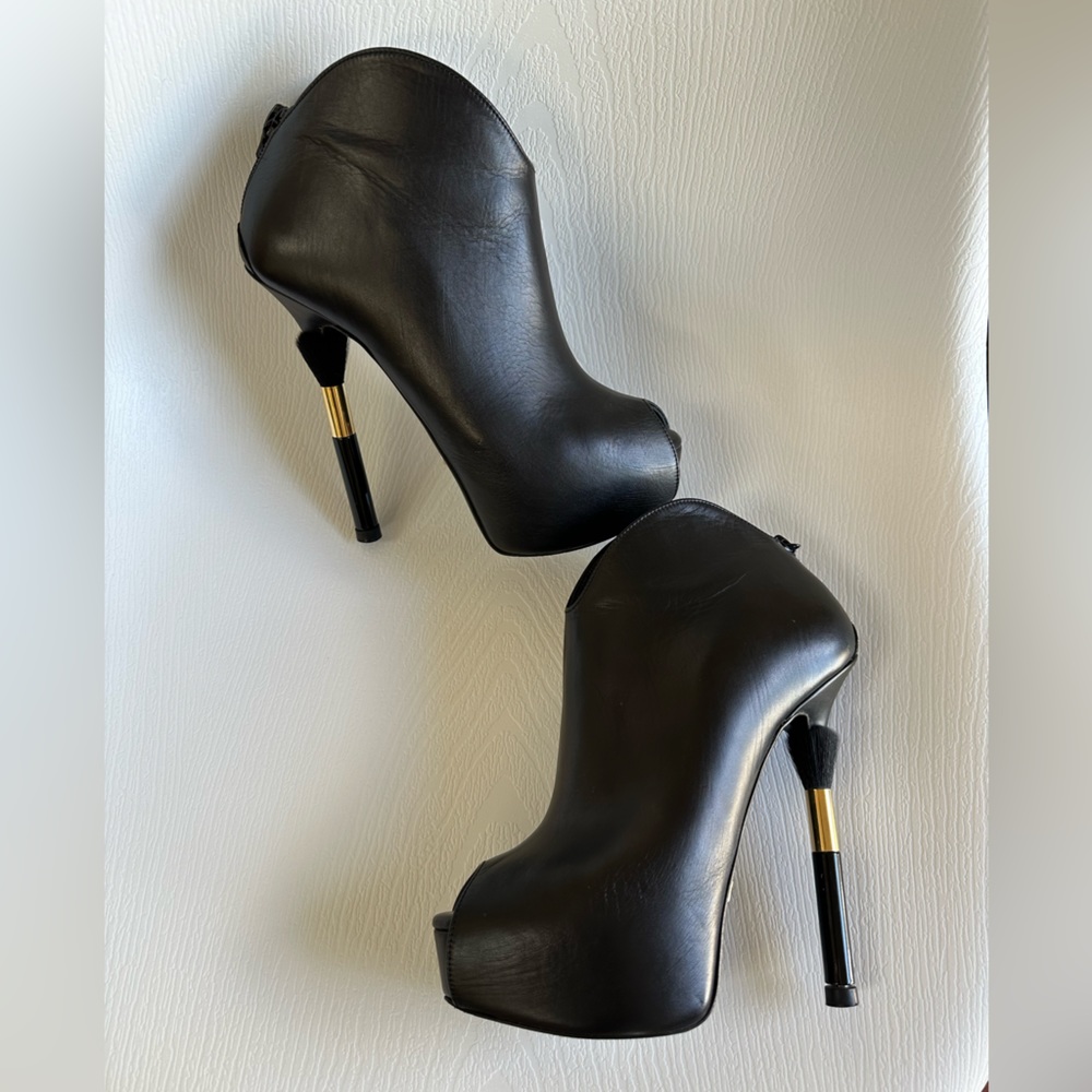 Dukas High Heeled Boots